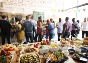 Read more about the article How to Choose the Right Catering Service for Your Business Event